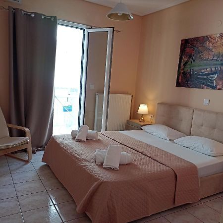 John'S Apartment 2 In Argostoli Esterno foto