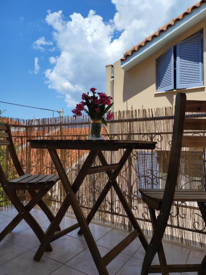 John'S Apartment 2 In Argostoli Esterno foto